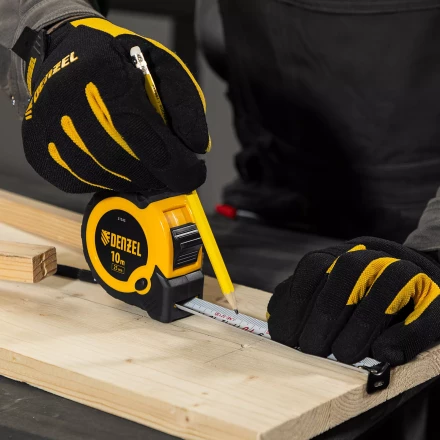 Рулетка Denzel 10м х 25мм, двухкомп. корпус, кнопка-пауза 31545 купить в Нижневартовске