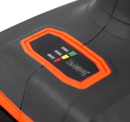 Аккумуляторная циркулярная пила MESSER DCH1 125мм 4Ач купить в Нижневартовске