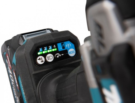Аккумуляторный ударный гайковерт  XGT Makita TW007GD201 купить в Нижневартовске