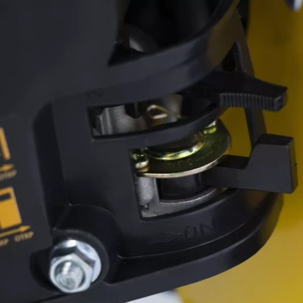 Мотопомпа бензиновая для чистой воды PX-50, 7 л.с, 2", 600 л/мин, глубина 8 м, напор 30 м Denzel 99201 купить в Нижневартовске