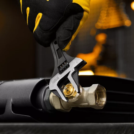 Ключ разводной Denzel, 200 мм, CrV, кованый, 15748 купить в Нижневартовске