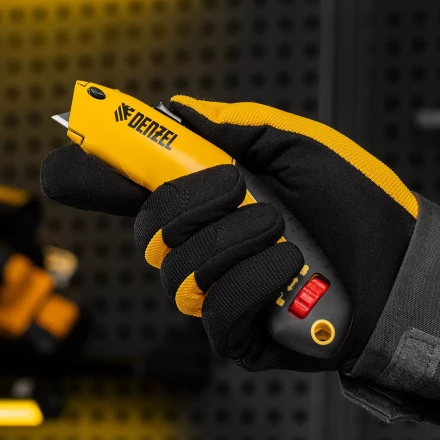 Нож Denzel, 19мм, сменное трапециевидное  лезвие, SK4, алюминиевый корпус, торцевой зажим купить в Нижневартовске