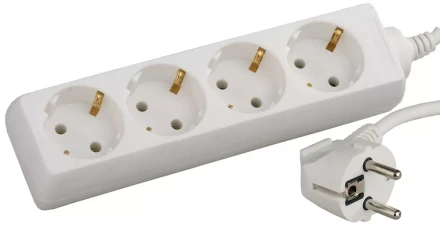 Удлинитель СВЕТОЗАР электрический с заземлением, евро, 4 гнезда, 5м SV-55043-5 купить в Нижневартовске