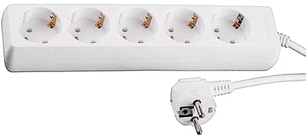 Удлинитель СВЕТОЗАР электрический с заземлением, евро, 5 гнезд, 3м SV-55053-3 купить в Нижневартовске