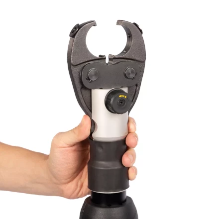 Пресс гидравлический аккумуляторный КВТ ПГРА-СО-32 для монтажа фитингов на трубы PEX, медные и из нержавеющей стали (89617) купить в Нижневартовске