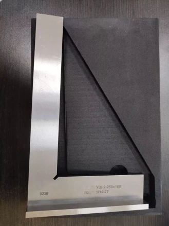 Угольник УШ-1-250 (250х160) кл. 2 купить в Нижневартовске