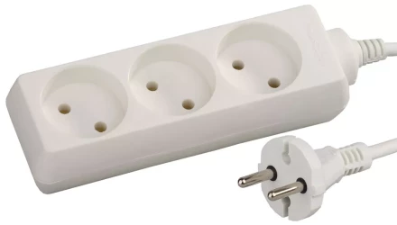 Удлинитель СВЕТОЗАР электрический, 3 гнезда, 3м SV-55030-3 купить в Нижневартовске