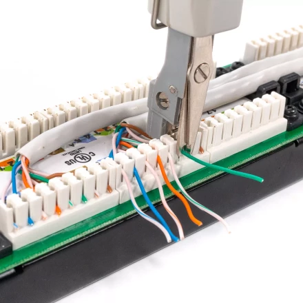 Инструмент КВТ PD-01 для заделки витой пары в кросс-панель (85736) купить в Нижневартовске