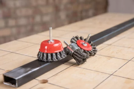 Кордщетка HAMMER чаша 63мм для дрели витая сталь (207-203) купить в Нижневартовске