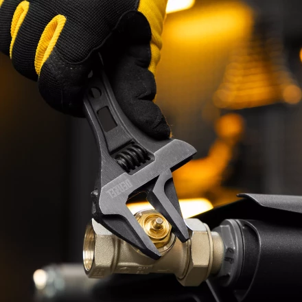 Ключ разводной 155 мм Denzel 15753, CrV, кованый, укороченная рукоятка купить в Нижневартовске