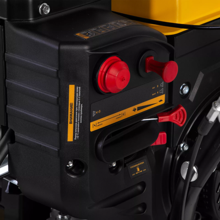 Бензиновая снегоуборочная машина SBL 711D PRO, 302cc, эл.старт, фара, обогрев, блок. дифф.// Denzel 97655 купить в Нижневартовске
