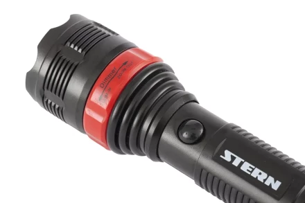 Фонарь бытовой пластик 3W LED ремешок зум 3 режима 100% - 50% - стробоскоп 3хААА Stern 90572 купить в Нижневартовске