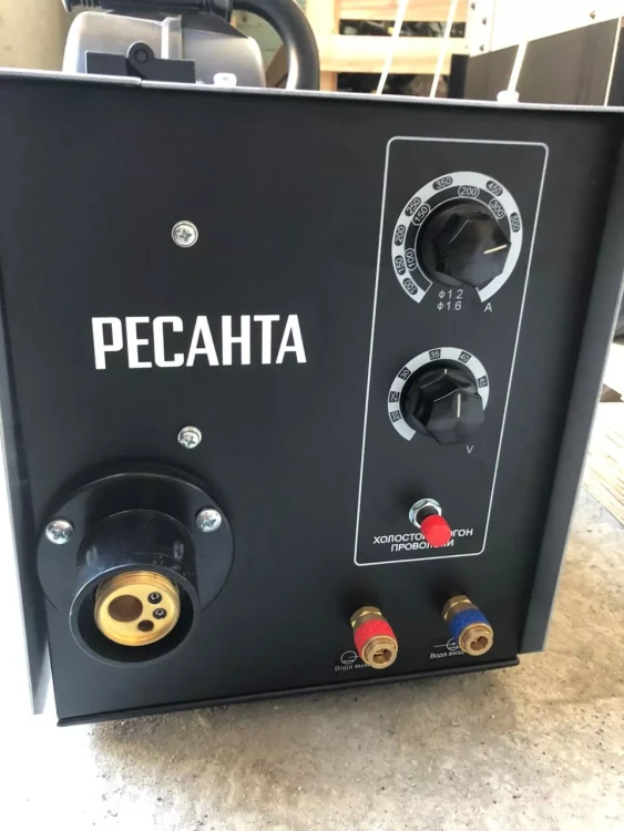 Полуавтоматический сварочный аппарат инверторный Ресанта САИПА-350 купить в Нижневартовске