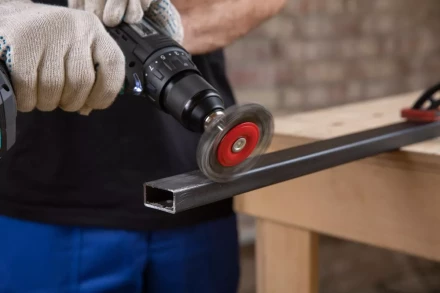 Кордщетка HAMMER плоская 75мм для дрели витая сталь (207-208) купить в Нижневартовске