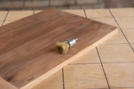 Кордщетка HAMMER кисть 25мм для дрели гофрированная латунированная сталь (207-210) купить в Нижневартовске