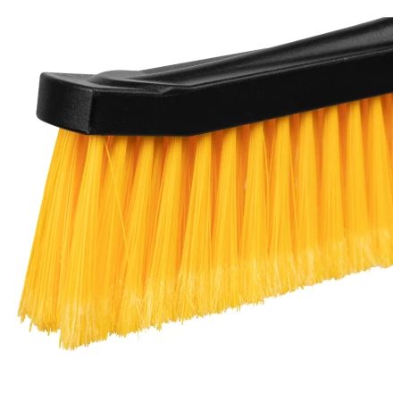 Щетка-сметка для снега со скребком 600 мм Denzel 55325 купить в Нижневартовске