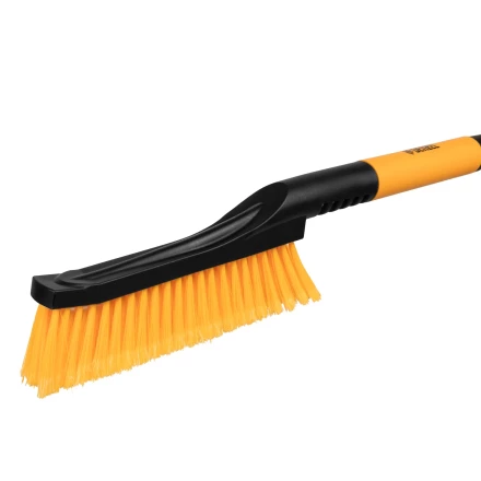 Щетка-сметка для снега со скребком 600 мм Denzel 55325 купить в Нижневартовске