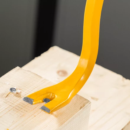 Лом-гвоздодер, Denzel 450 мм, шестигранный 16 мм, окрашенный, сталь 65, 25202 купить в Нижневартовске