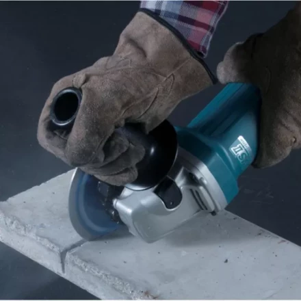 Углошлифовальная машина MAKITA GA5040C купить в Нижневартовске
