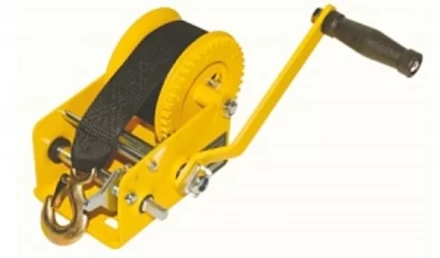 Лебедка ручная LRB 2500, 1134 кг, лента 10 м. LB купить в Нижневартовске