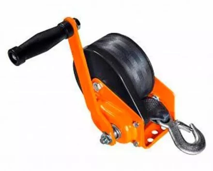 Лебедка ручная барабанная с тормозом Magnus-Profi LRT-800, 800 кг, лента 10 м купить в Нижневартовске