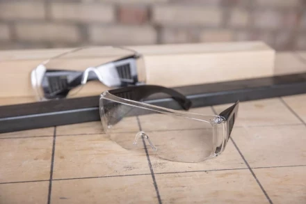 Защитные открытые очки HAMMER PG01 купить в Нижневартовске