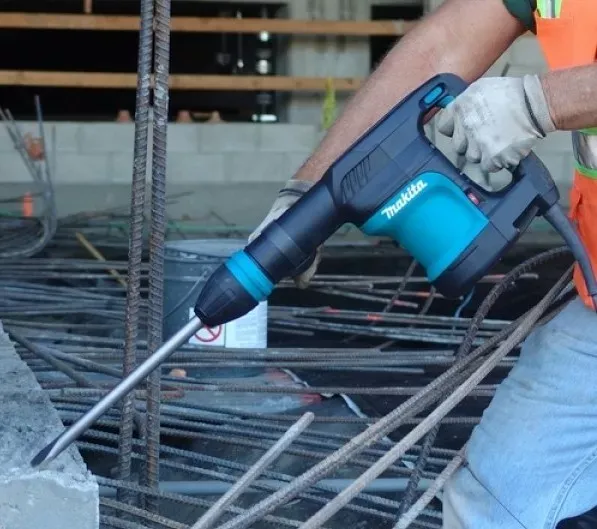 Молоток отбойный Makita HM0870C купить в Нижневартовске