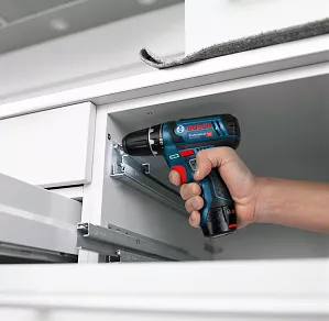 Аккумуляторная дрель-шуруповерт BOSCH GSR 12V-15 купить в Нижневартовске