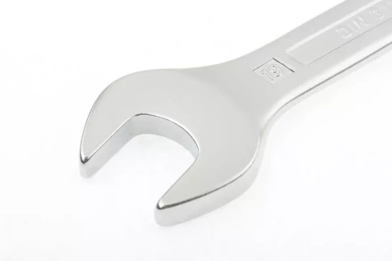 Ключ комбинированный 19 мм CrV холодный штамп GROSS 15138 купить в Нижневартовске