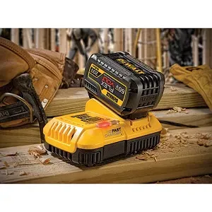 Зарядное устройство XR DCB118 Flexvolt DeWalt купить в Нижневартовске