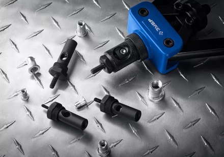 ЗУБР сменная насадка М5 для заклепочников 31055, 31056 (31056-M5) купить в Нижневартовске