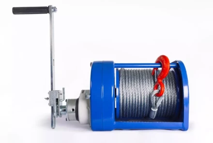 Лебедка ручная TOR ЛТ-2 (JHW) г/п 2,0 т длина троса 40 м 11321 купить в Нижневартовске