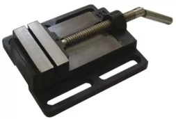 Тиски  101мм для Корвета-43,48 1/10 23477