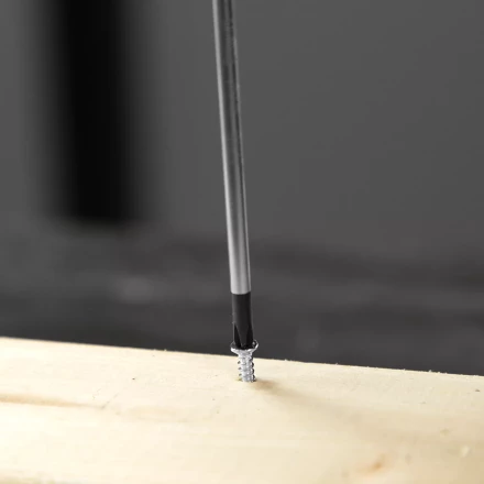 Отвертка, PH0х75 мм, S2, 3к рукоятка Denzel 121717 купить в Нижневартовске