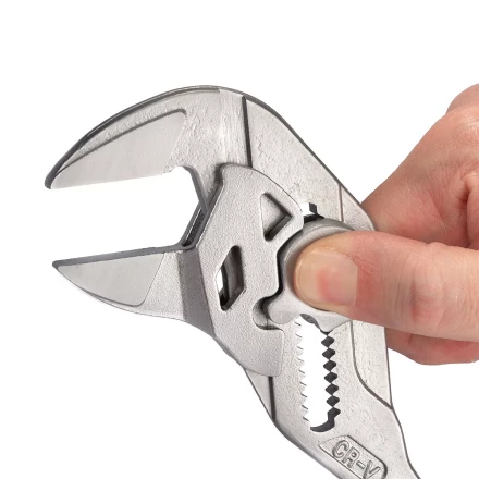 Клещи переставные — гаечный ключ КВТ 180 мм с кнопочной самофиксацией (дублирующая запись) (82148) купить в Нижневартовске