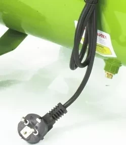 Компрессор масляный поршневой прямой привод Сибртех КК-1500/24 58037 купить в Нижневартовске