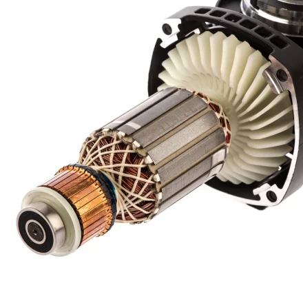 Угловая шлифмашина AG-180-2000 Denzel 26912 купить в Нижневартовске