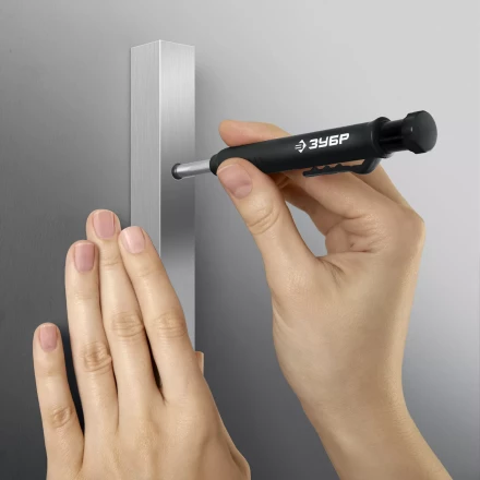 ЗУБР АСК черный, d 2,8 мм, HB, 6 сменных грифелей, автоматический карандаш (06311-2) купить в Нижневартовске