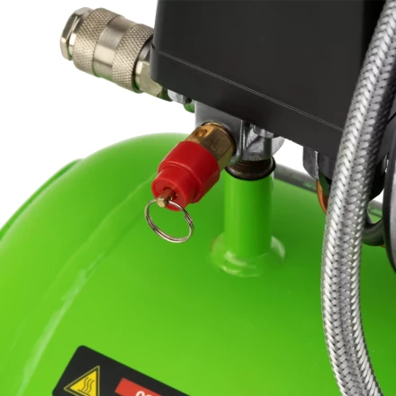 Компрессор безмаслянный малошумный Сибртех МБ 1100/24,1100 Вт, 24 л, 170 л/мин 58006 купить в Нижневартовске