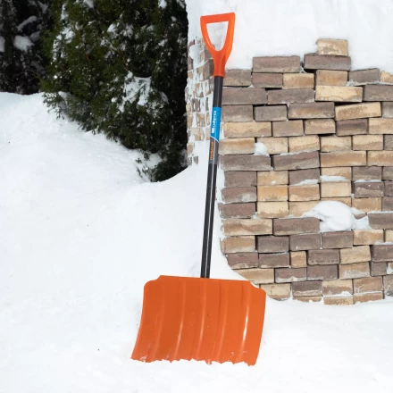 Лопата для уборки снега стальная Сибртех, 470х335х1335 мм, стальной черенок, Россия, 61656 купить в Нижневартовске