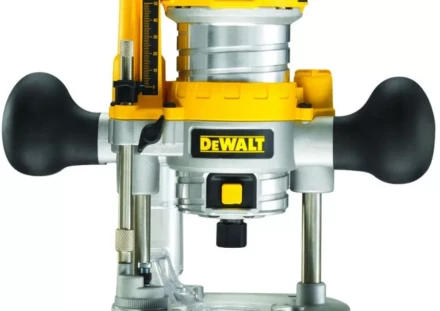 Фрезер погружной кромочный D26203 двуручный DeWalt купить в Нижневартовске