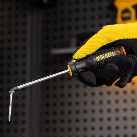 Отвертка, PH1х100 мм, S2, 3к рукоятка Denzel 121747 купить в Нижневартовске