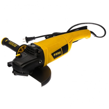 Угловая шлифмашина AG-230-2600 Denzel 26917 купить в Нижневартовске