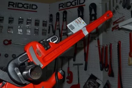 Прямой трубный ключ для тяжелых работ 24  31030 купить в Нижневартовске