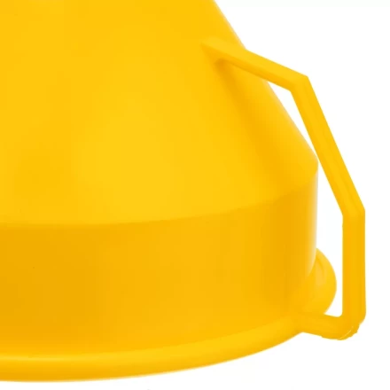 Воронка пластиковая 160 мм с металлическим ситом, непроливайкой и гибким наконечником Denzel 537208 купить в Нижневартовске