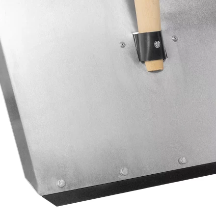 Лопата для уборки снега тротуарная Сибртех 61658, алюминиевая,500х400х1420мм, деревянный черенок, Россия купить в Нижневартовске