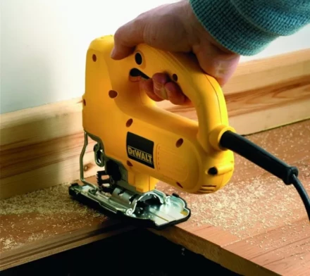 Лобзик DeWalt DW 349 купить в Нижневартовске