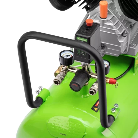 Компрессор воздушный Сибртех КК-2200/100 58009, 2,2 кВт, 350 л/мин, 100 л, прямой привод, масляный купить в Нижневартовске