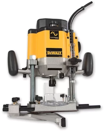 Фрезер DeWalt DW 625E купить в Нижневартовске