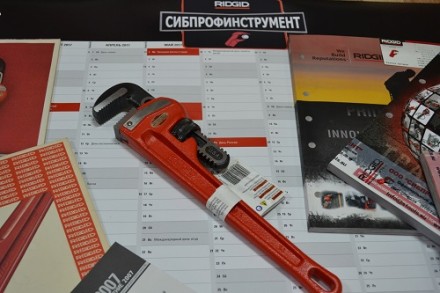Прямой трубный ключ для тяжелых работ 12  31015 купить в Нижневартовске